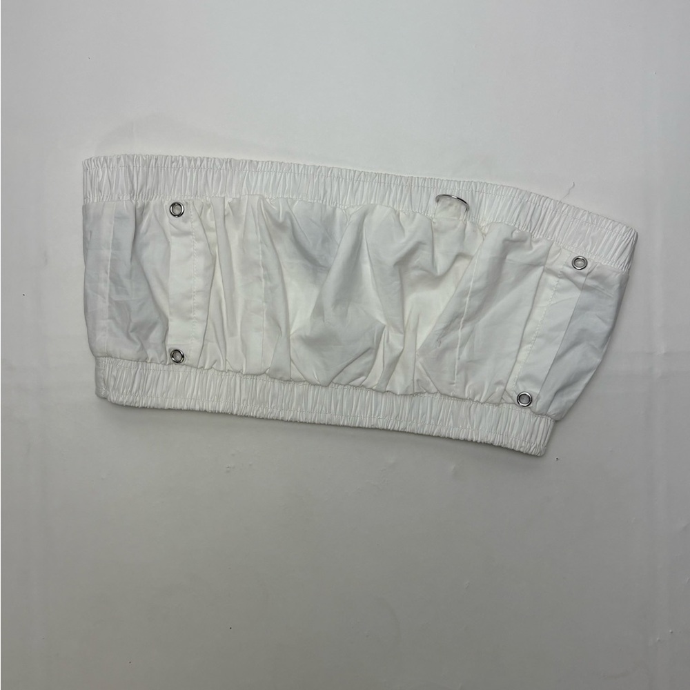 Forever 21 White Elastic Crop Top